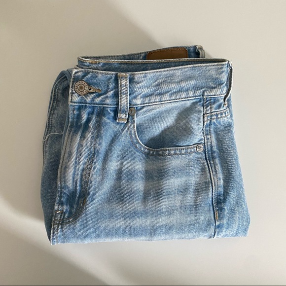 American Eagle Outfitters Denim - American Eagle | Light Wash Mom Jean